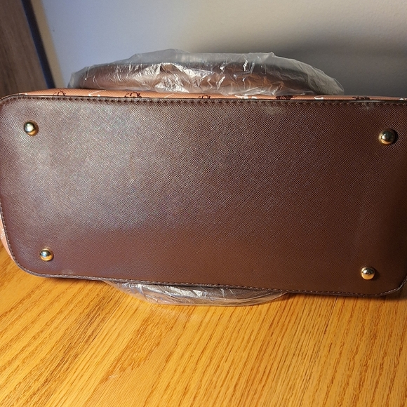 Brown Handbag - Picture 5 of 5